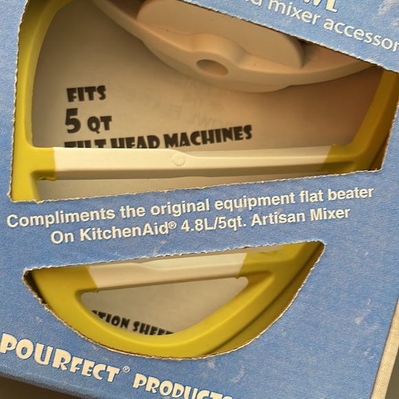 POURfect Scrape-A-Bowl Flex Edge Beater fits 5.0qt Bowl - Picture 5 of 10